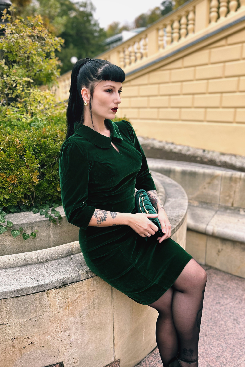 Glamorous Velvet Wiggle Dress in Dark Green